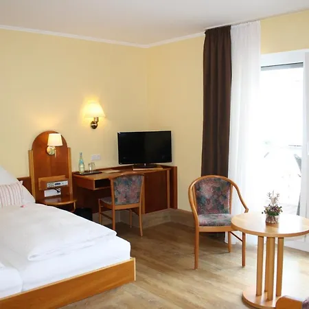 Hotel Metzgerei Moselgasthof Andries Mesenich Zewnętrze zdjęcie