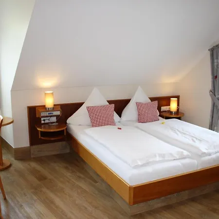 Hotel Metzgerei Moselgasthof Andries Mesenich Zewnętrze zdjęcie