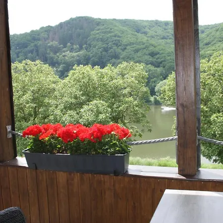 Hotel Metzgerei Moselgasthof Andries Mesenich Zewnętrze zdjęcie